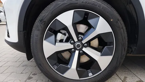 VOLVO XC40 XC40 B4 Plus Dark aut