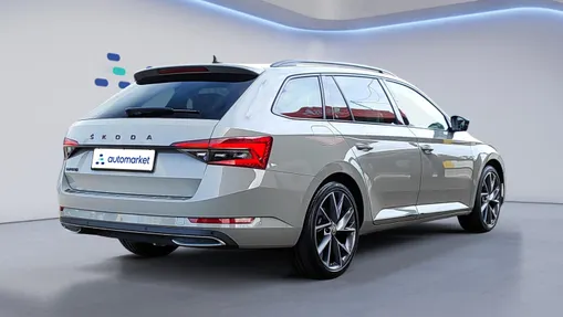 SKODA Superb Superb 2.0 TDI SCR Sportline DSG