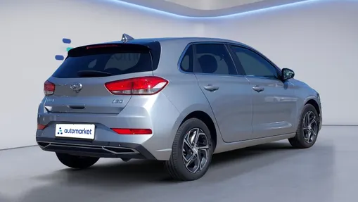 HYUNDAI i30 i30 1.0 T-GDI Smart