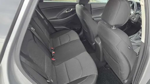 HYUNDAI i30 i30 1.0 T-GDI Smart DCT
