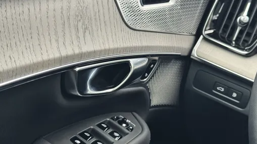 VOLVO XC90 XC90 T8 AWD Plug-In Hybrid Ultra Dark 7os aut