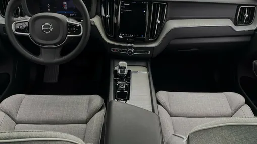 VOLVO XC60 XC60 T8 Plug-In Hybrid AWD Ultimate Dark aut
