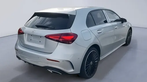 MERCEDES-BENZ A Klasa A 250 e PHEV AMG Line 8G-DCT