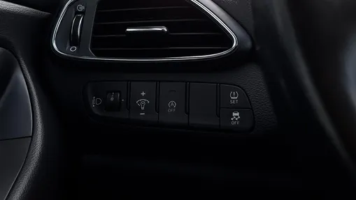 HYUNDAI i30 i30 1.0 T-GDI Modern