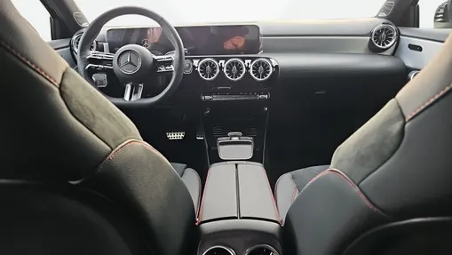 MERCEDES-BENZ A Klasa A 250 e PHEV AMG Line 8G-DCT