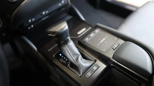 LEXUS ES ES 300h Business Edition +
