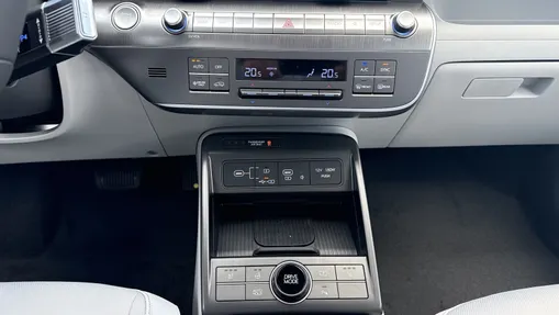 HYUNDAI Kona Kona 1.6 GDI Hybrid Executive DCT Nowy