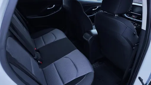 HYUNDAI i30 i30 1.5 T-GDI 48V Smart