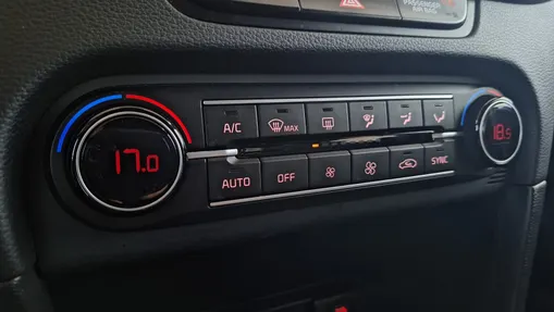 KIA Cee'd Ceed 1.5 T-GDI M DCT