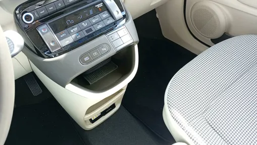 HYUNDAI Inster Inster 49kWh Smart Limited