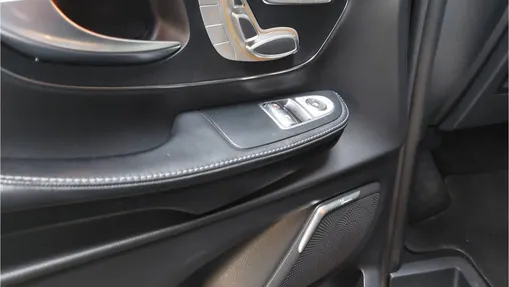 MERCEDES-BENZ V Klasa V 300 d 4-Matic Exclusive 9G-Tronic (długi)