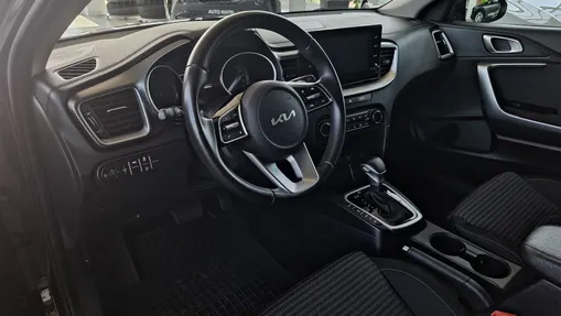 KIA Cee'd Ceed 1.5 T-GDI M DCT