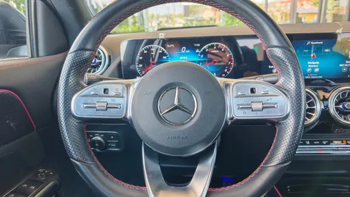 MERCEDES-BENZ GLA GLA 250 4-Matic AMG Line