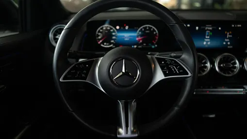 MERCEDES-BENZ GLB GLB 200 mHEV 7G-DCT