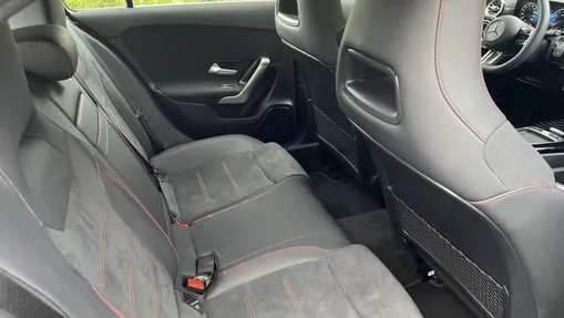 MERCEDES-BENZ A Klasa A 200 AMG Line 7G-DCT