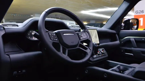 LAND ROVER Defender Defender 110 3.0 D300 mHEV X-Dynamic HSE