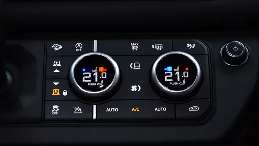 LAND ROVER Defender Defender 110 3.0 D300 mHEV X-Dynamic HSE