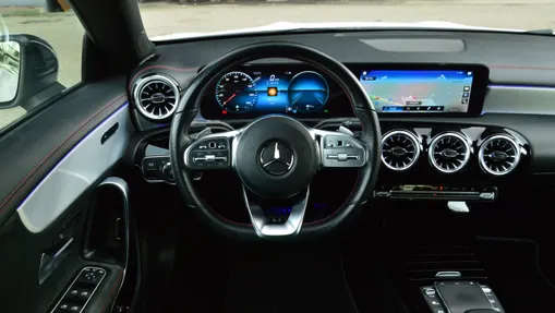MERCEDES-BENZ CLA CLA 250 e AMG Line 8G-DCT
