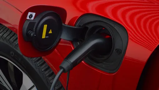 VOLVO XC60 XC60 T8 Plug-In Hybrid AWD Plus Dark aut