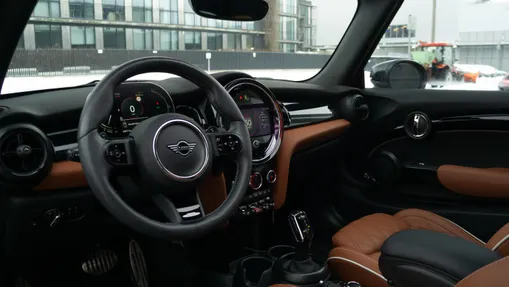 MINI [BMW] Cabrio Cooper S John Cooper Works Trim sport-aut