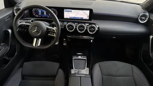 MERCEDES-BENZ A Klasa A 200 AMG Line 7G-DCT