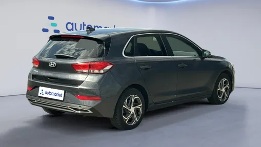 HYUNDAI i30 i30 1.0 T-GDI Smart DCT