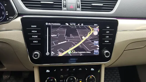 SKODA Superb Superb 2.0 TDI SCR Style