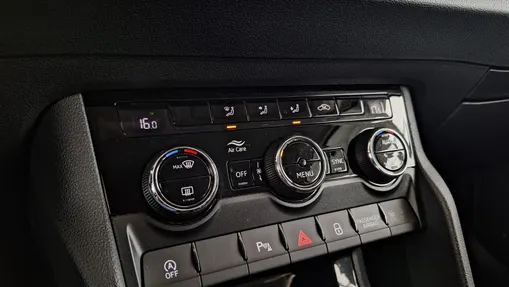 SKODA Karoq Karoq 1.5 TSI ACT GPF 4x2 Ambition