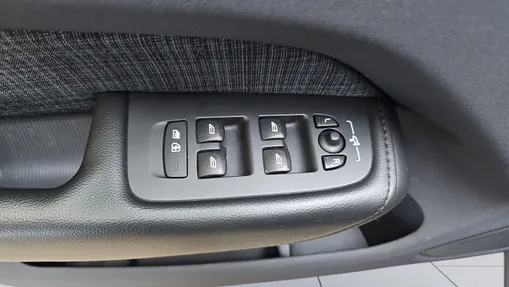 VOLVO XC60 XC60 B4 B Essential aut