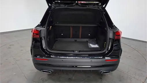 MERCEDES-BENZ GLA GLA 200 mHEV AMG Line 7G-DCT