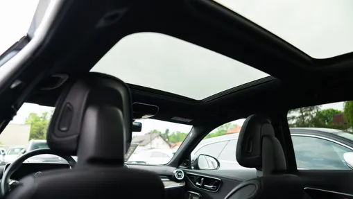 MERCEDES-BENZ C Klasa C 220 d mHEV 4-Matic AMG