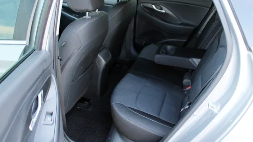 HYUNDAI i30 i30 1.5 T-GDI 48V Smart