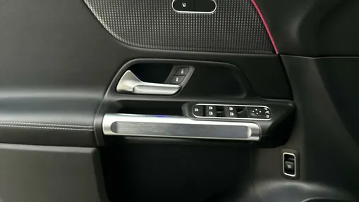 MERCEDES-BENZ GLB GLB 200 mHEV Progressive 7G-DCT