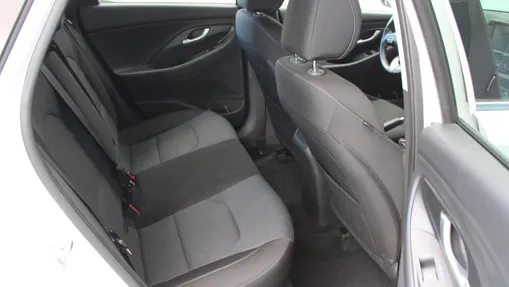 HYUNDAI i30 i30 1.5 T-GDI 48V Smart