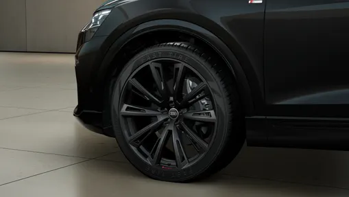 AUDI Q8 / E-Tron Q8 TDI mHEV 210 kW Quattro Tiptronic Nowy