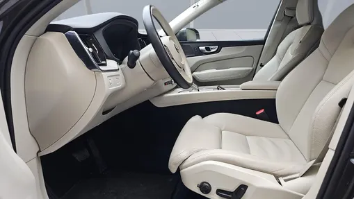 VOLVO XC60 XC60 B4 D AWD Inscription aut