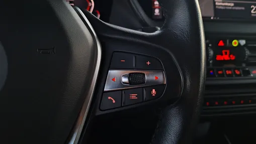 BMW Seria 1 118i Sport Line aut