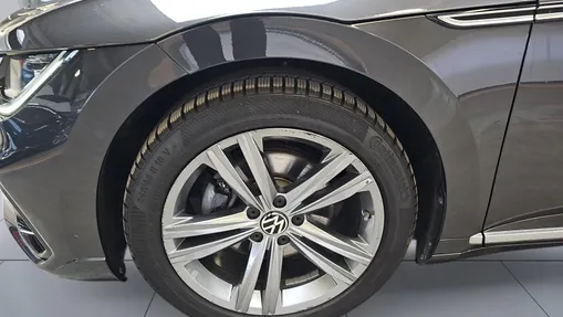 VOLKSWAGEN Arteon Arteon 2.0 TSI R-Line DSG