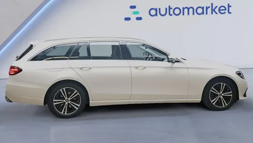 MERCEDES-BENZ E Klasa E 220 d 4-Matic