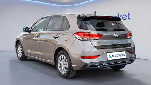 HYUNDAI i30 i30 1.0 T-GDI Modern