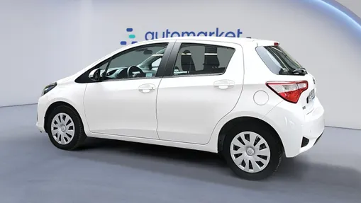 TOYOTA Yaris Yaris 1.5 Active
