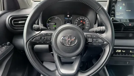 TOYOTA Yaris Yaris 1.5 Comfort CVT