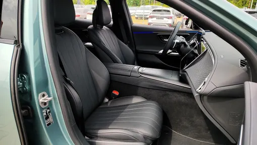 MERCEDES-BENZ E Klasa E 220 d mHEV Exclusive 9G-Tronic