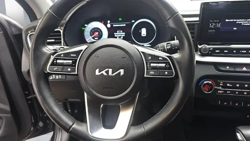 KIA Cee'd Ceed 1.6 GDI PHEV Business Line DCT