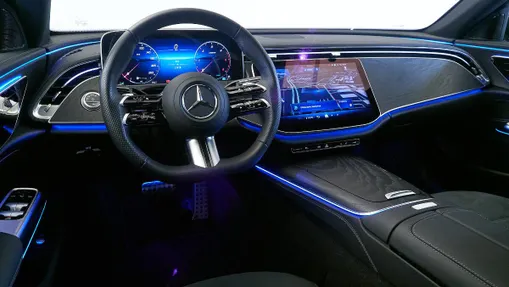 MERCEDES-BENZ E Klasa E 220 d mHEV 4-Matic AMG 9G-Tronic