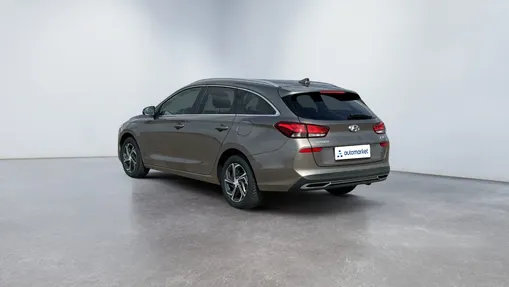 HYUNDAI i30 i30 1.0 T-GDI Smart