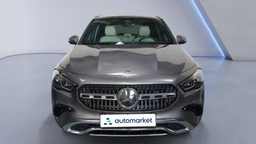 MERCEDES-BENZ GLA GLA 200 d Progressive 8G-DCT