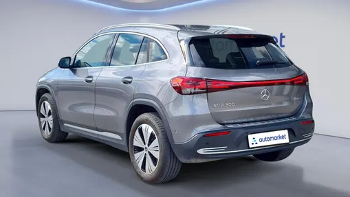 MERCEDES-BENZ EQA EQA 300 66.5kWh 4-Matic Progressive