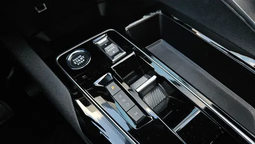 PEUGEOT 5008 5008 1.5 BlueHDi Allure S&S EAT8