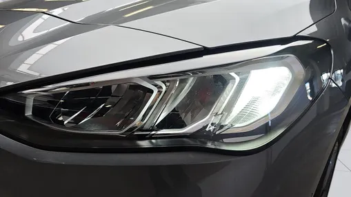 BMW Seria 2 218i aut